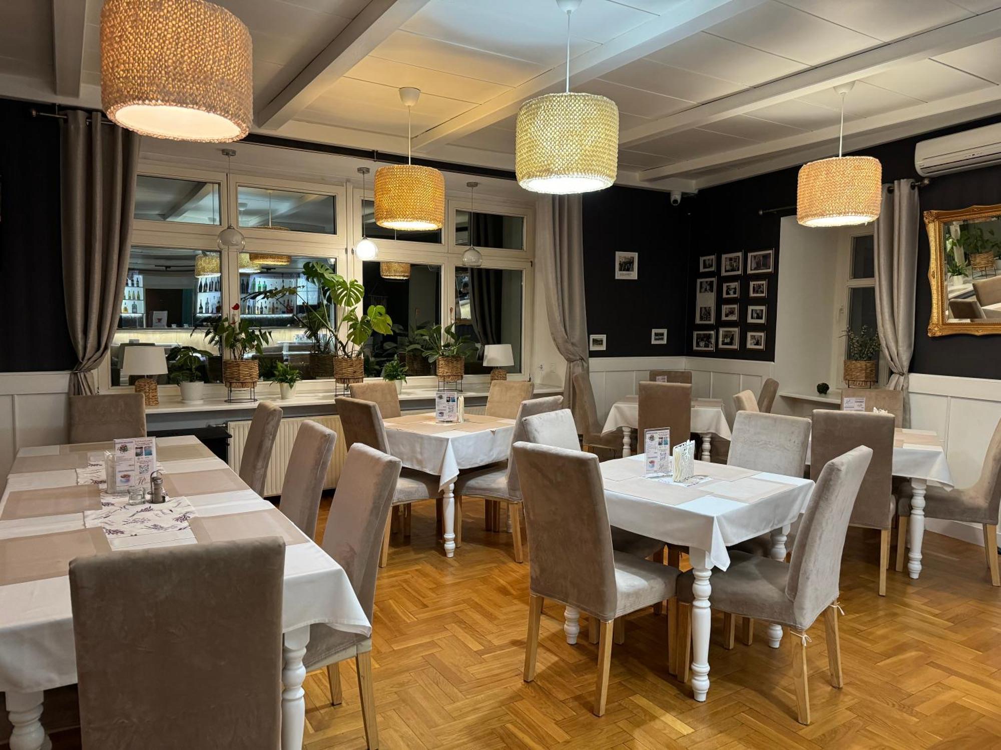Hotel SONATA Duszniki Zdrój Buitenkant foto
