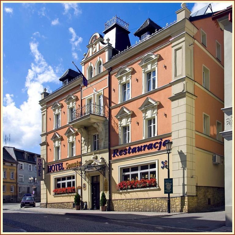 Hotel SONATA Duszniki Zdrój Buitenkant foto